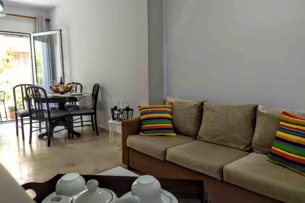 Gloria Apartment ไซคิย์นธอสทาวน์ ภายนอก รูปภาพ